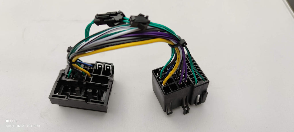 M.I.C. SKAA-65: Einbauset für AB9 (B0BR5MDWGH) AB9-L3 (B0GC3DCM1F): Quadlock - ISO Stromanschluss Kabel Adapter…