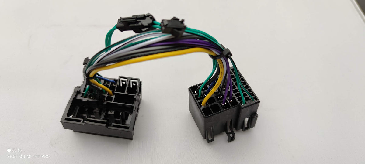 M.I.C. SKAA-65: Einbauset für AB9 (B0BR5MDWGH) AB9-L3 (B0GC3DCM1F): Quadlock - ISO Stromanschluss Kabel Adapter…