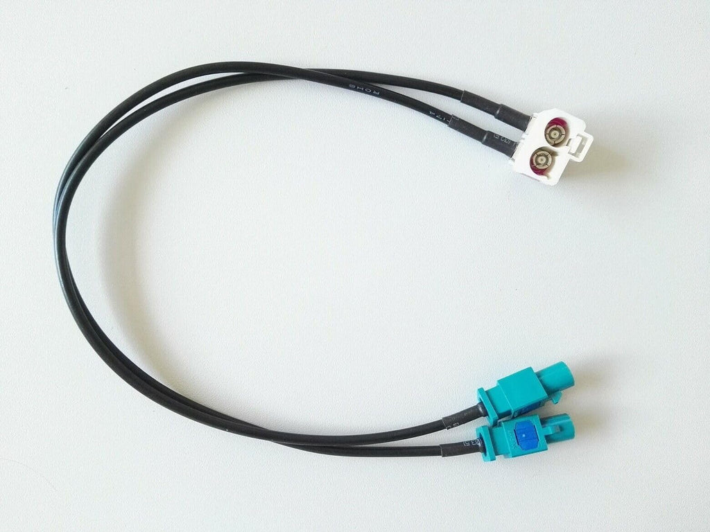 M.I.C. SKAA-51B : KFZ Auto Radio Antenne Adapter: 2 x Fakra Stecker - Doppel Fakra Buchse passend Antennenanschl…